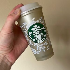 Starbucks holiday color changing cup
